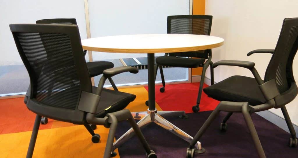 Modern Fixed Leg Round Meeting Table